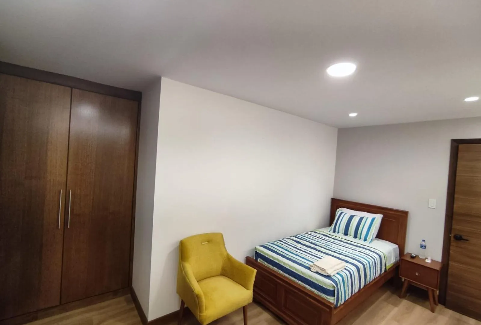 Gz Guest House Cuenca Apartment